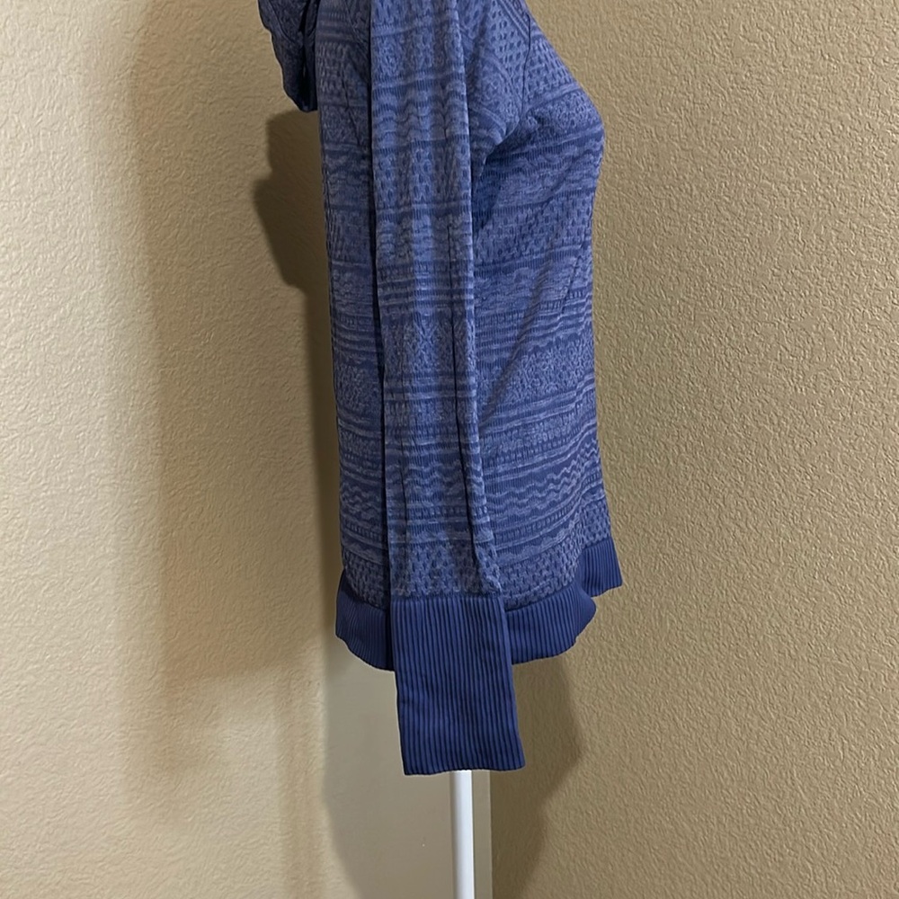 Blue Patterned Hoodie - Picture 10 of 10